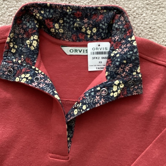 Orvis Faded Red Pullover with Floral Trim - Picture 2 of 6